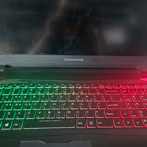 한성 게이밍 노트북 i7 8750 gtx1060