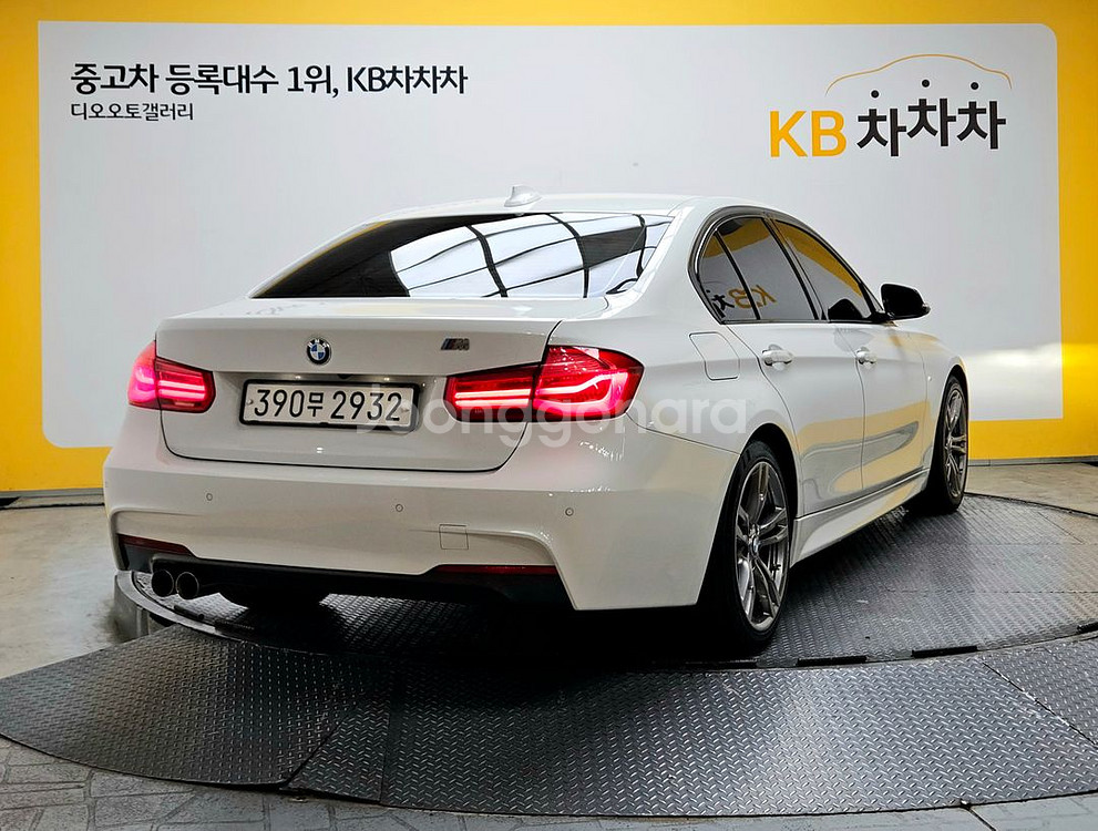 BMW 3시리즈 (F30) 320i M스포츠--3