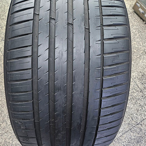 미쉐린 파일럿스포츠4 SUV 315-35-21 런플렛