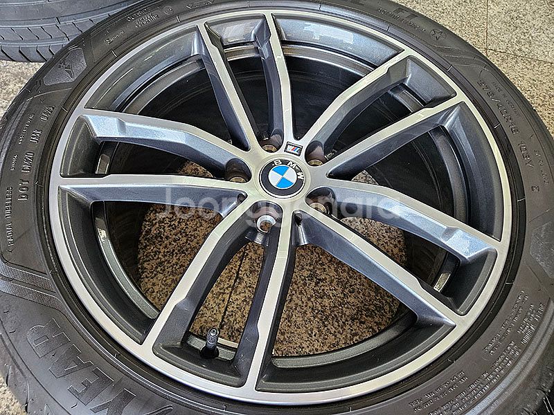 BMW G30 5시리즈 M버전 662M 18인치 휠--4