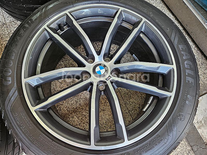 BMW G30 5시리즈 M버전 662M 18인치 휠--3