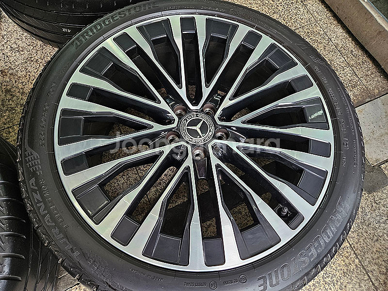 벤츠 W223 S580 순정 정품 20인치 휠타이어--2