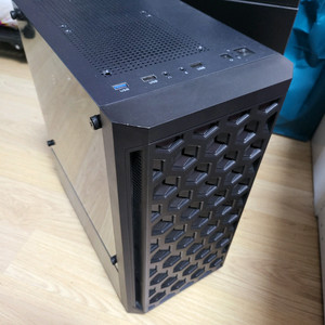 컴퓨터 본체 팝니다