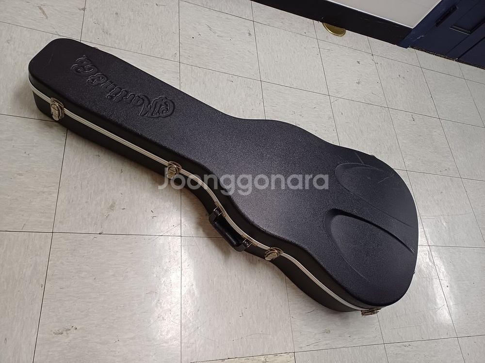 martin hd28--0