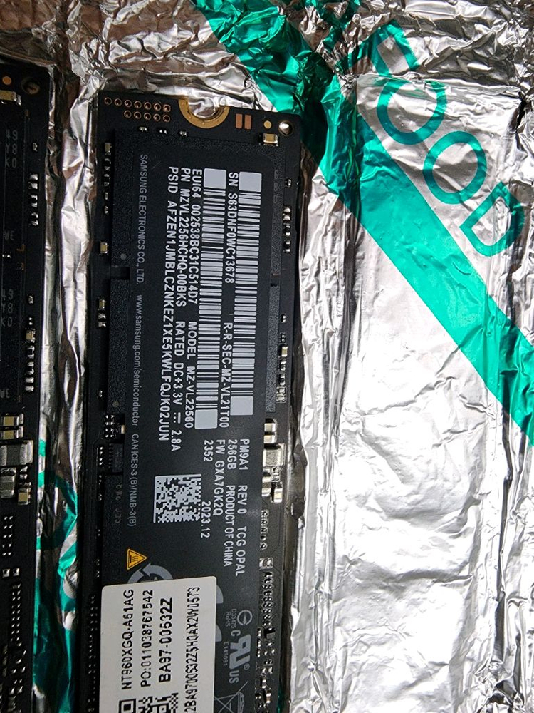 삼성 PM9A1 256GB M.2 SSD 하드 이미지