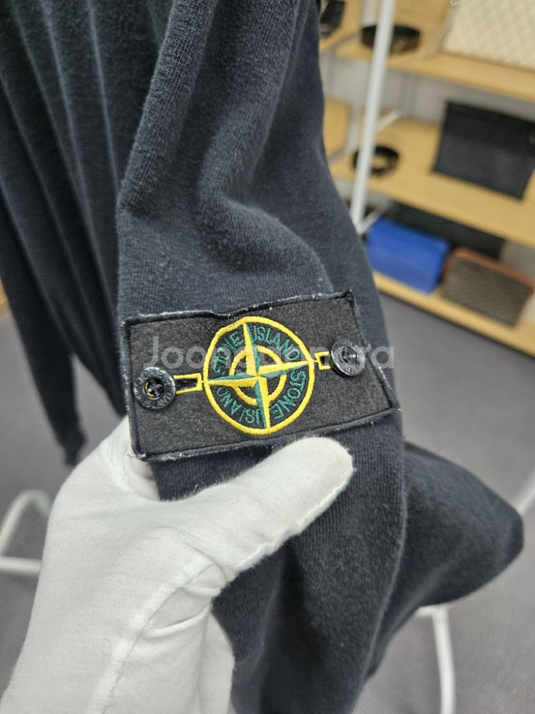 [정품]스톤아일랜드 맨투맨 M사이즈--1