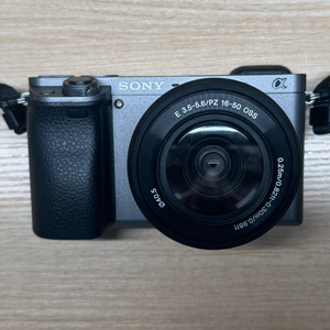소니 A6000
