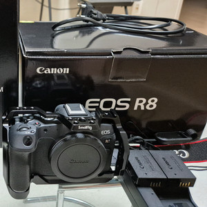 캐논 eos R8 팝니다