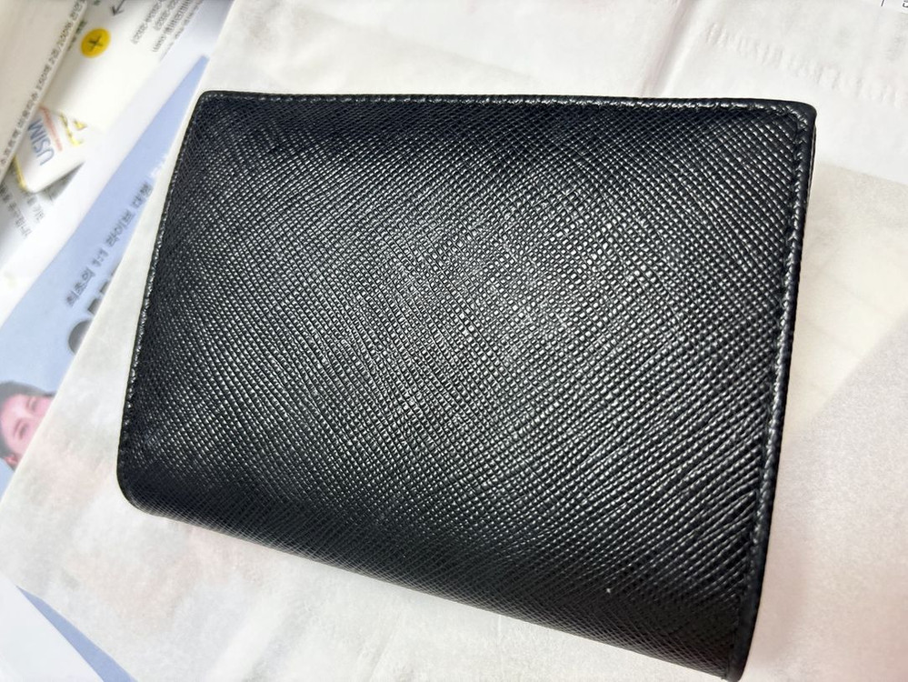 [프라다] 사피아노 검정 반지갑 (풀패키지)--3