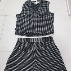 여성상하복 44반사이즈정도 새상품
