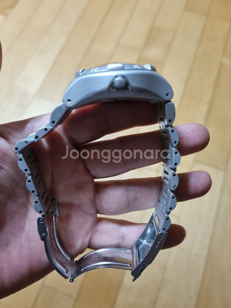 스와치 007에디션 알루미늄 시계--3
