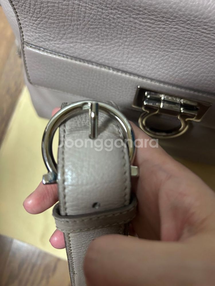 페라가모 소피아 스몰--4