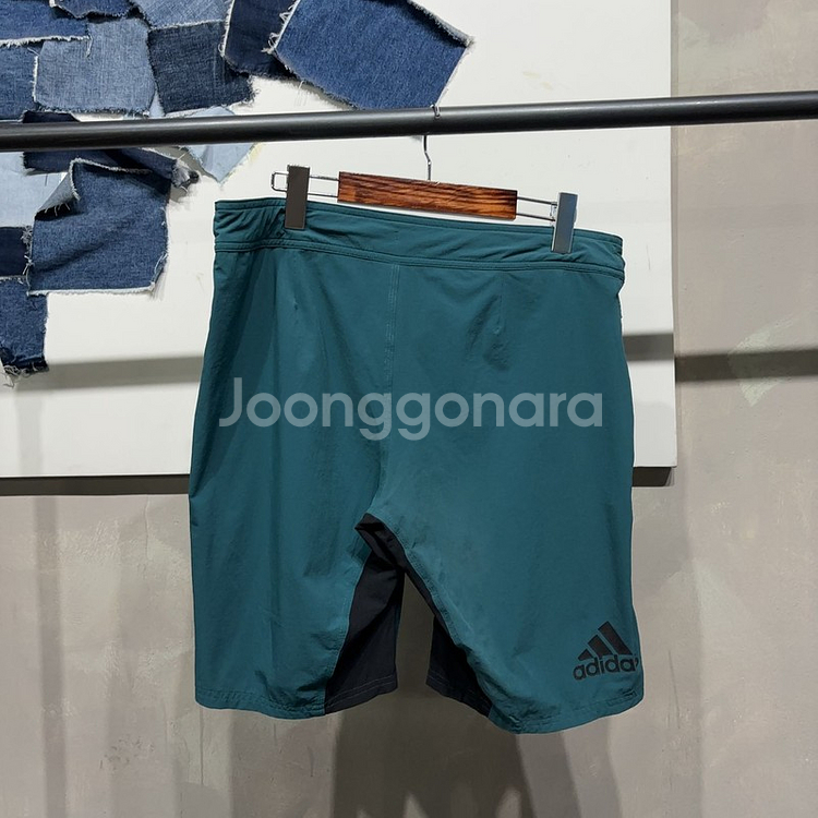 (32~34인치) 아디다스 스포츠 운동 밴딩 반바지--3