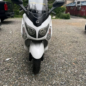 부산 보이져125