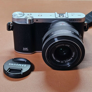 삼성 미러리스 디지털 카메라 NX3000