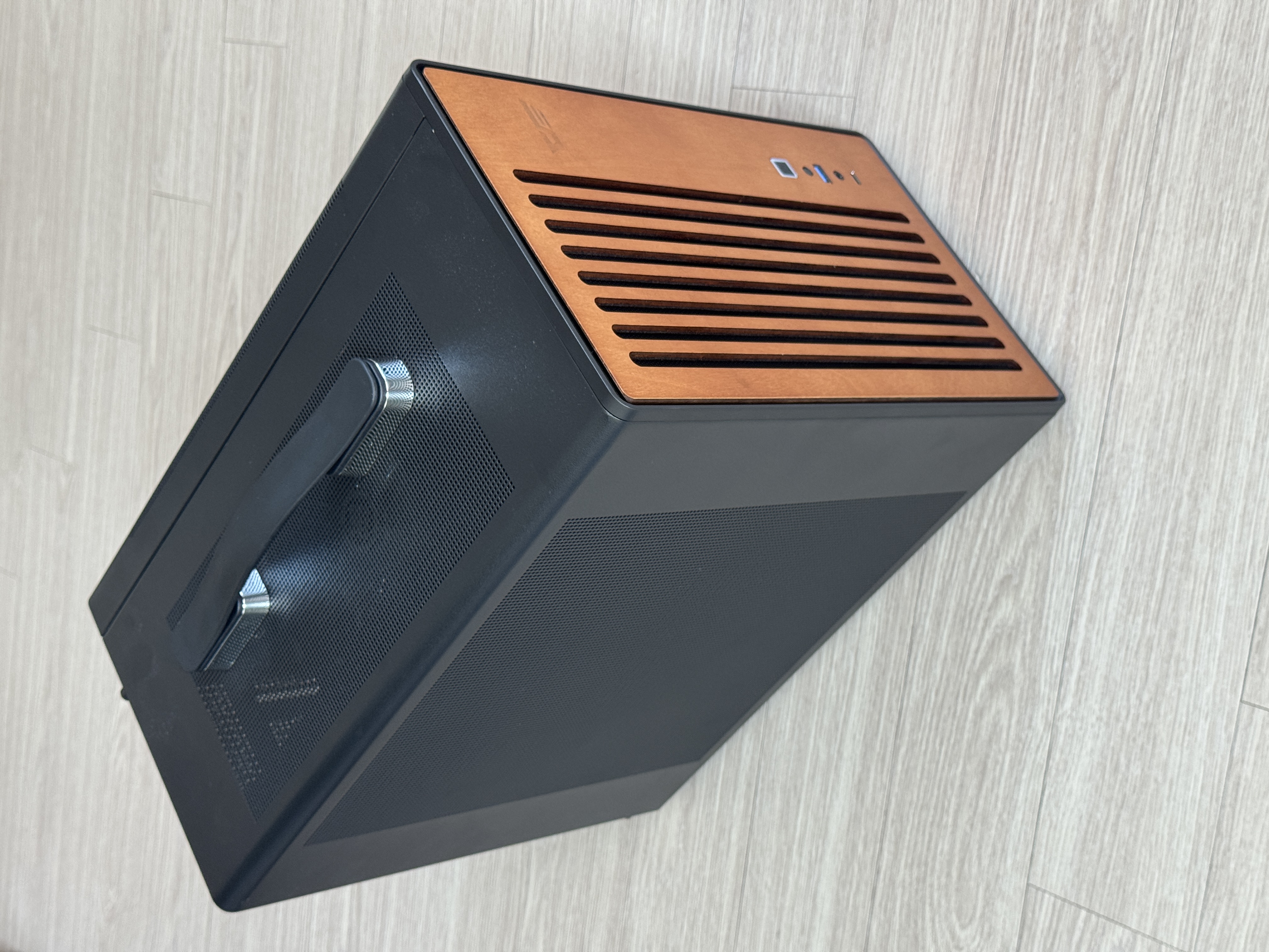 7500F/2080TI QHD/FHD 게이밍 데스크탑