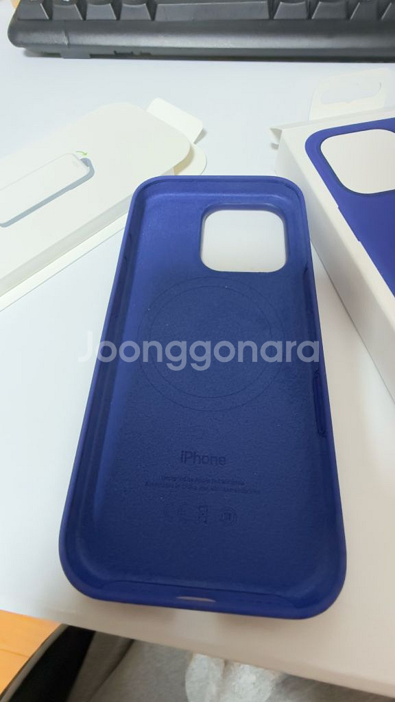 아이폰 16 프로 케이스 울트라마린--1