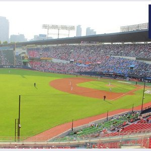 5/29(목) LG 한화 3루내야 2/4연석