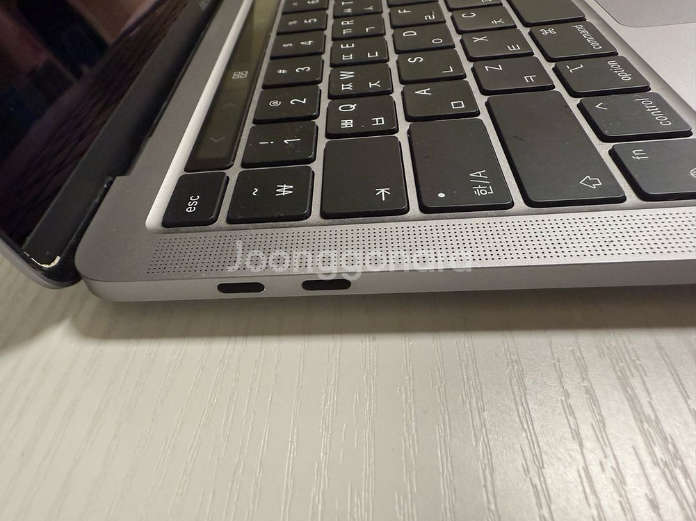 MacBook Pro M1 13inch RAM 16GB--3