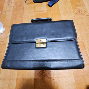 샘소나이트 가죽 서류 가방