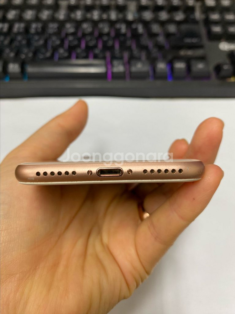 아이폰8 로즈골드 외관S급 64GB 배터리98% 지문X--6