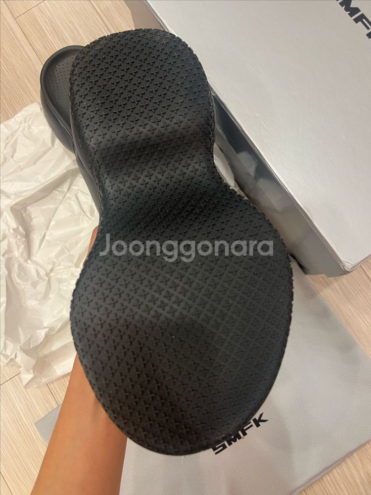 SMFK 웨이브 플랫폼 범퍼 샌달 블랙 36 슬리퍼 통--2