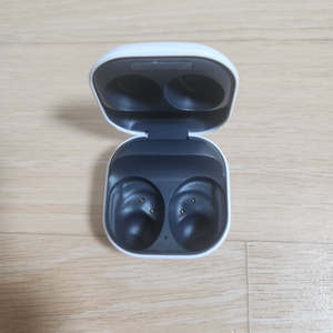 갤럭시 버즈 fe블랙본체