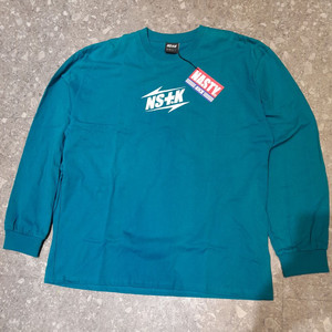 (새상품) 네스트킥 긴팔 티셔츠 (XL)