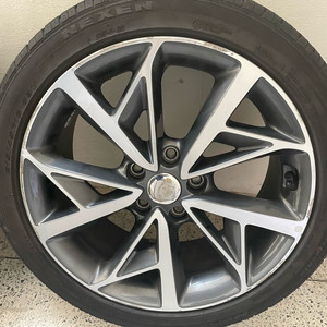 니로 18인치 타이어 세트