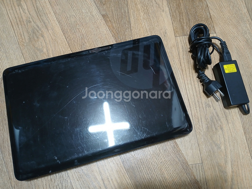 hp 2000 노트북 SSD120GB 그래픽1.76GB--0