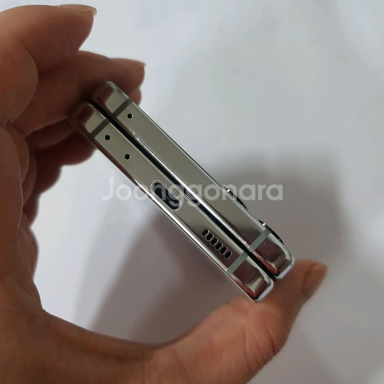 LGU]갤럭시 Z플립5 512GB 새것 센터(메인액정--5
