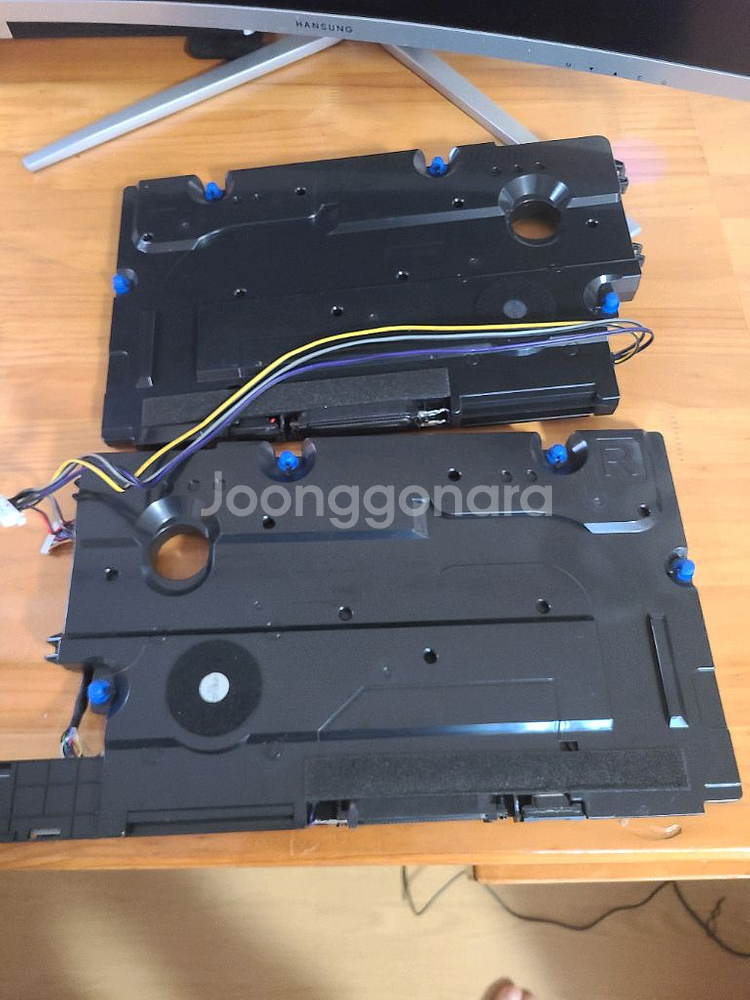 삼성TV QN55Q7FAM 내부스피커--0