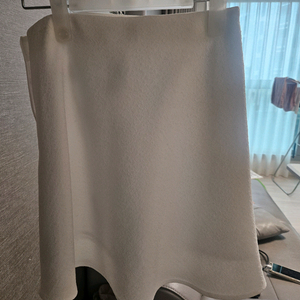포유온 Rena jacquard mini skirt