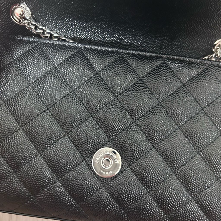 입생로랑가방 ENVELOPE SMALL IN QUILT 이미지