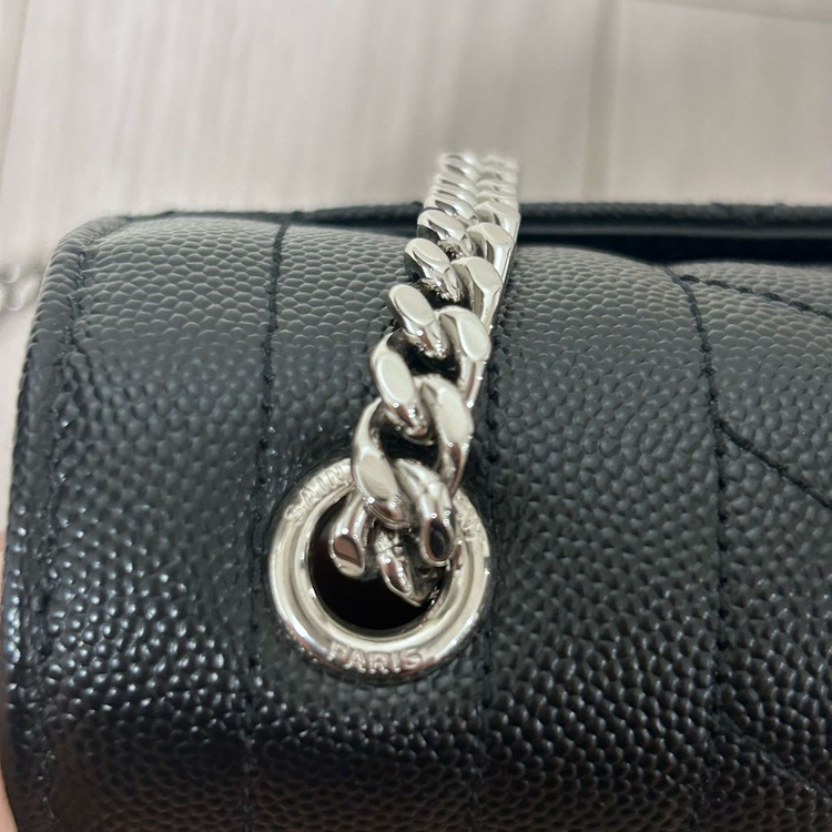 입생로랑가방 ENVELOPE SMALL IN QUILT 이미지