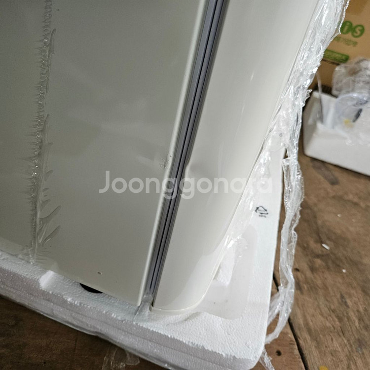 쿠잉전자 레트로 미니 80L 2도어 냉장고--2