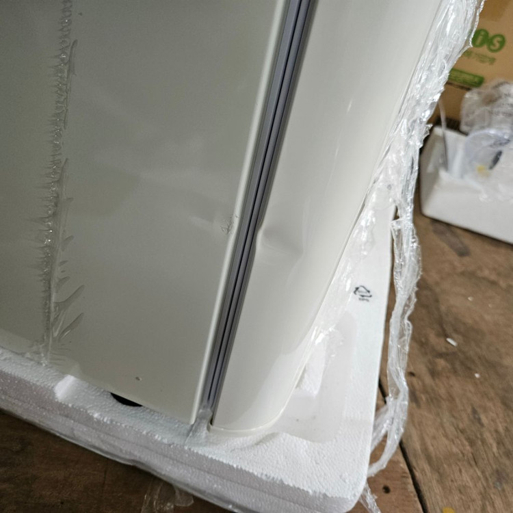 쿠잉전자 레트로 미니 80L 2도어 냉장고 이미지