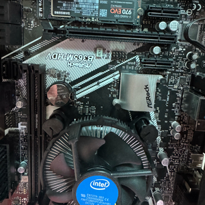 i3-9100f, b365m-hdv, ssd250,파워