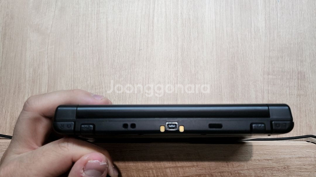 (오늘만 할인) 닌텐도 3ds 썬 문 에디션 + 충전기--4