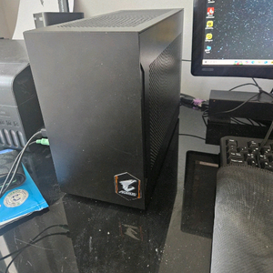 itx 고사양 컴퓨터 9600x