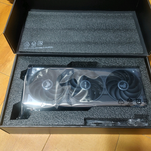 ASUS RTX 5070Ti TUF OC 팝니다