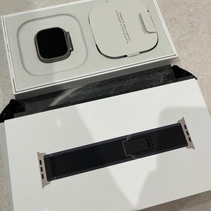 애플워치 울트라2 49mm 새상품급 리퍼기간 남음
