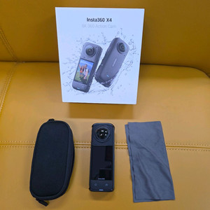 인스타360 X4