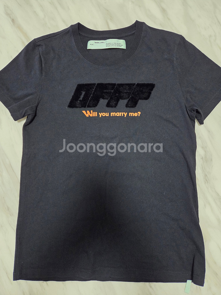 오프화이트 여성 반팔티--0