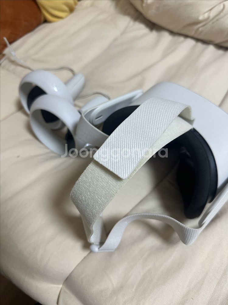 오큘러스 퀘스트2 256기가 판매해요--1