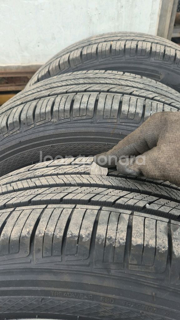 휠,타이어90%이상4짝1대분225-60-17--2