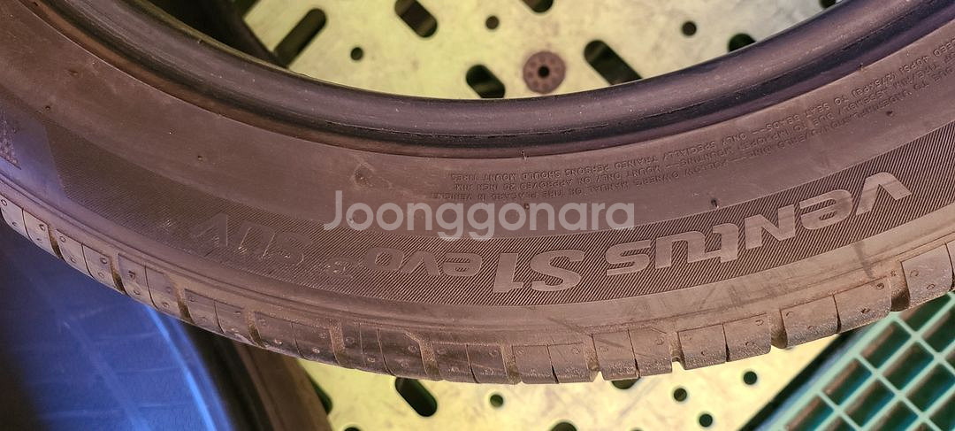 한국, 벤투스S1 eve3 285 40 20 중고타이어--3