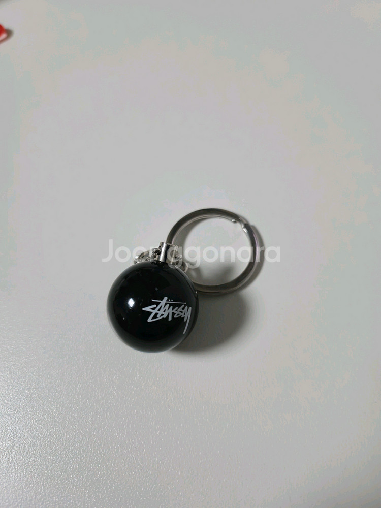 스투시 8볼 키링--1