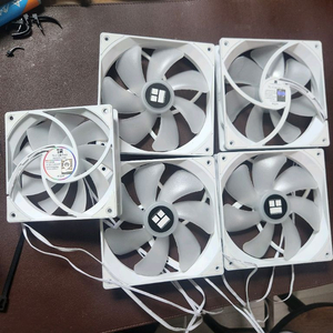 Thermalright rgb 쿨링팬 슬리빙케이블