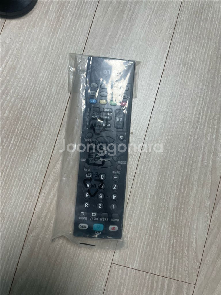 LG 27인치 LED TV DM2752D 모델입니다--6